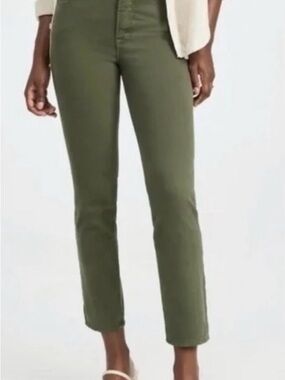 Good American Straight-Leg Jeans